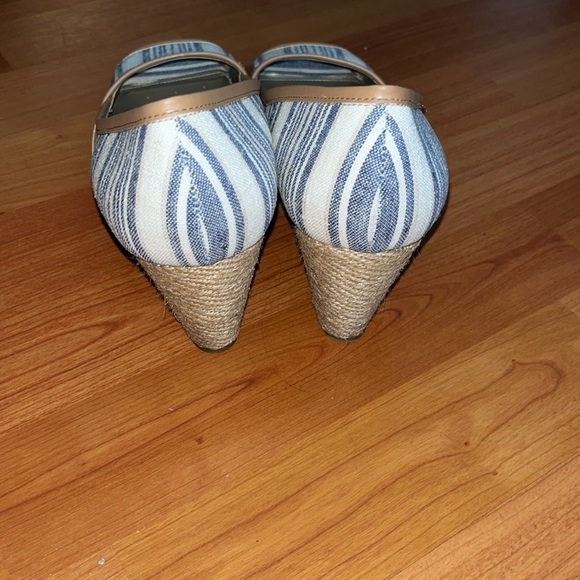 💙Easy Spirit Brigette wedge pump sandal Blue stripe nautical Espadrille Size 8 - Picture 6 of 8